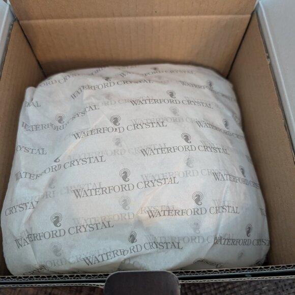 Waterford Heritage Bowl NIB - Picture 5 of 7